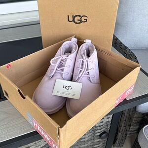 UGG treadlite W Classic Short waterproof